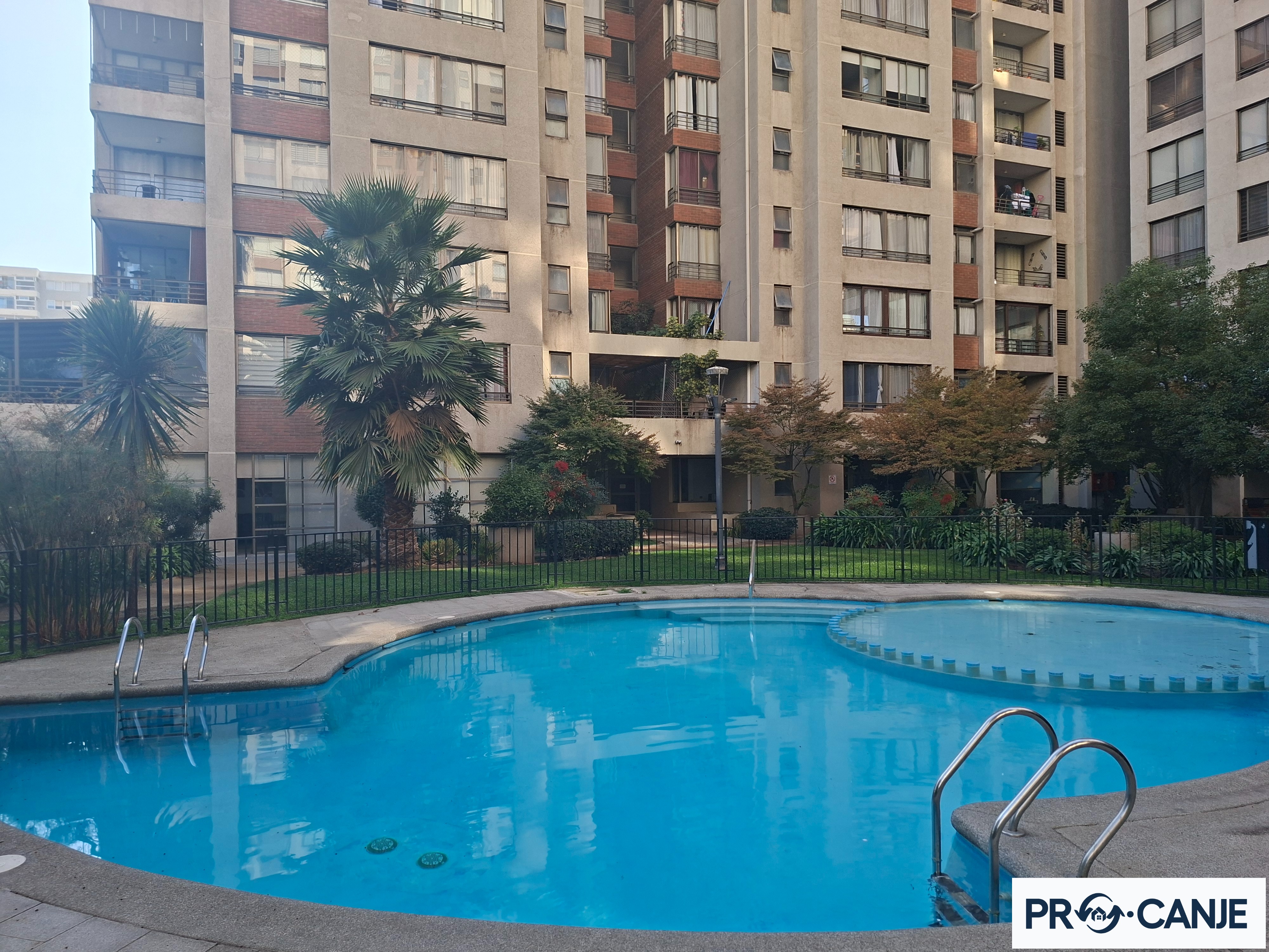 VENTA DEPARTAMENTO EN EXCLUSIVO CONDOMINIO EN MACUL
