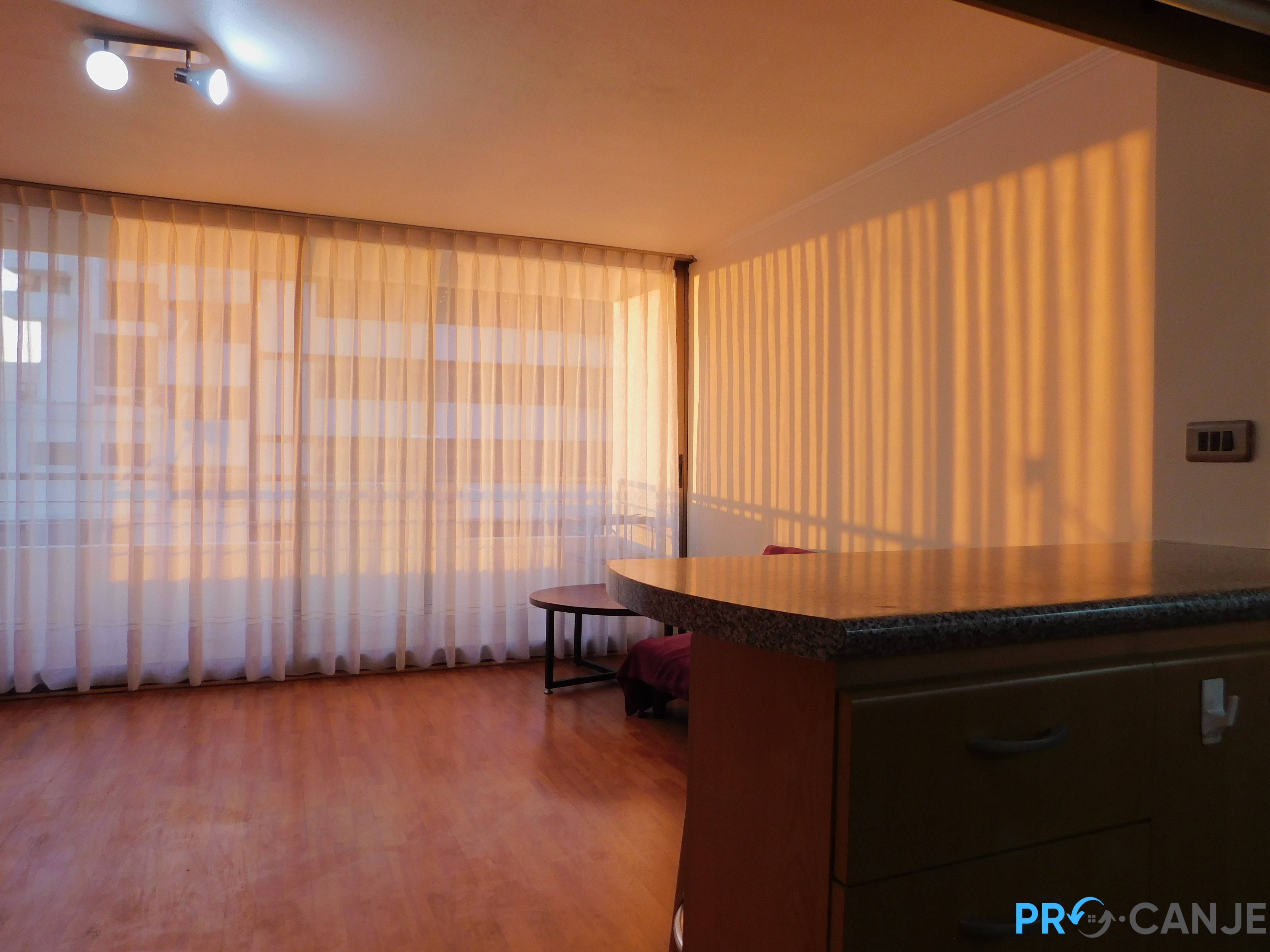 ARRIENDO DEPARTAMENTO METRO LOS HÉROES Y TOESCA